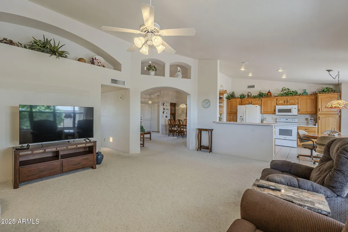 Property Slideshow image 1 of 37 | 7925 e monte ave, Mesa, AZ, 85209