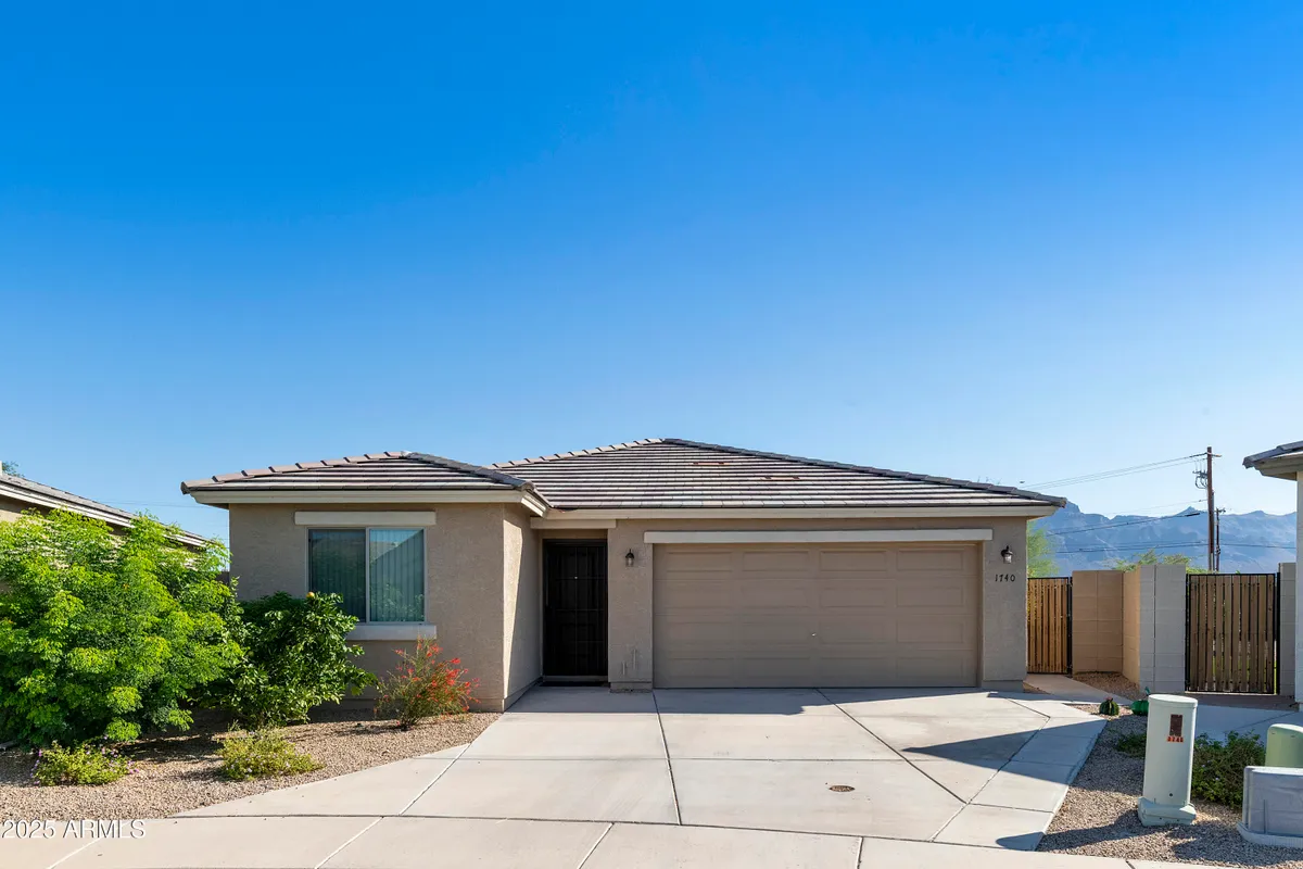 Property Slideshow image 1 of 27 | 1740 e 16th ave, Apache Junction, AZ, 85119