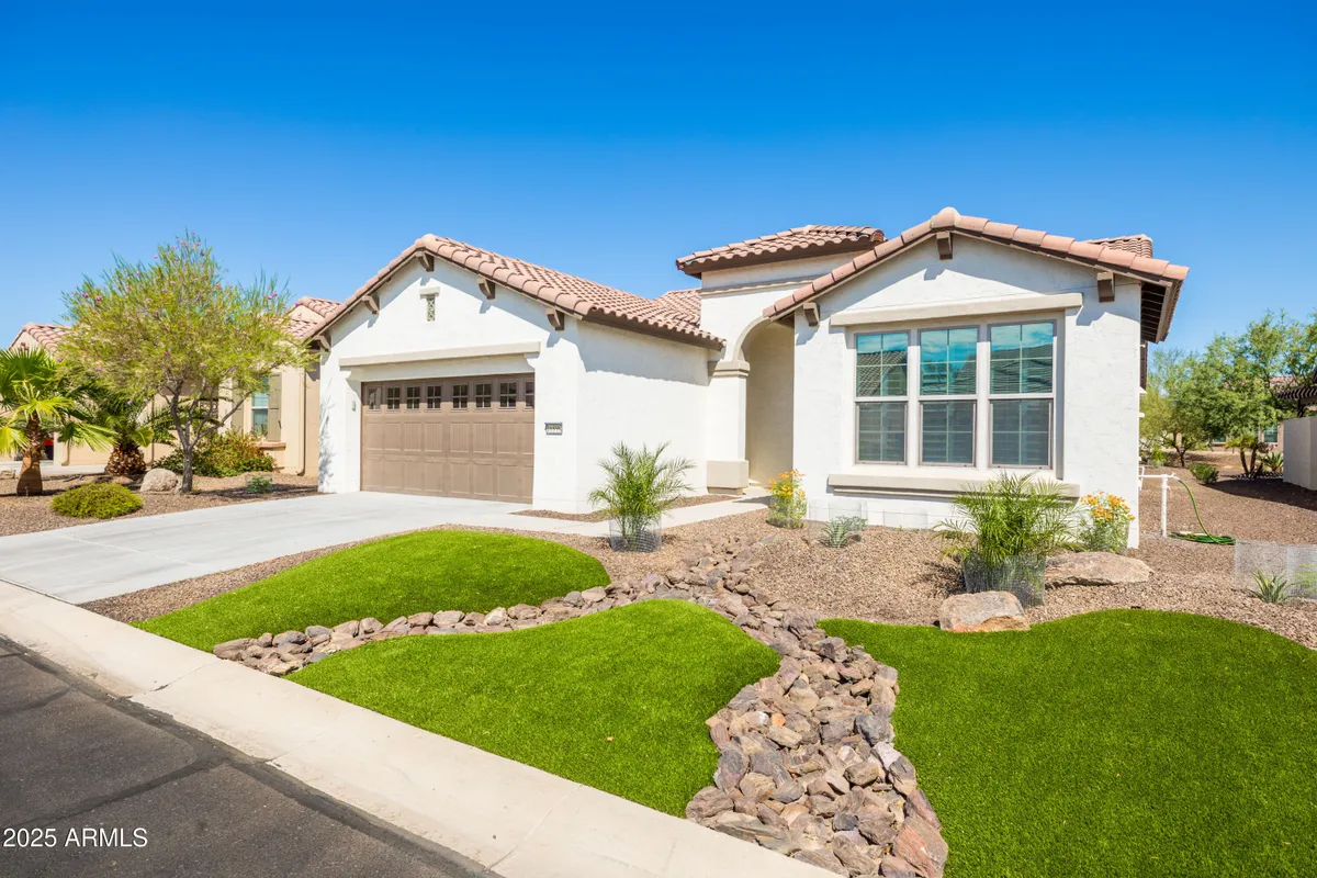 Property Slideshow image 1 of 34 | 16898 w almeria rd, Goodyear, AZ, 85395