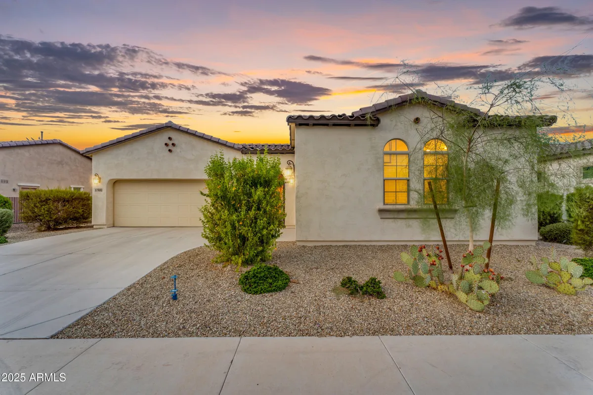 Property Slideshow image 1 of 90 | 17900 w briarwood dr, Goodyear, AZ, 85338
