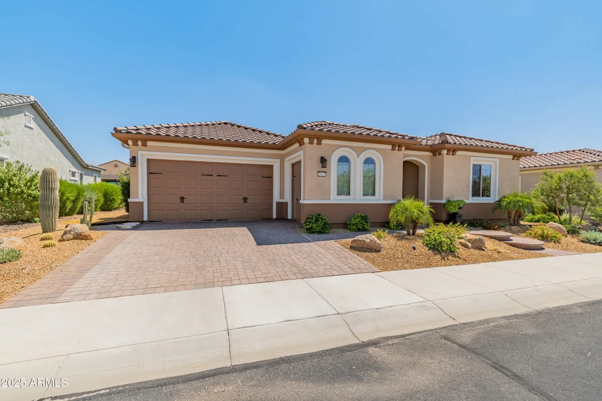 Property Slideshow image 1 of 50 | 26647 w covey ln, Buckeye, AZ, 85396