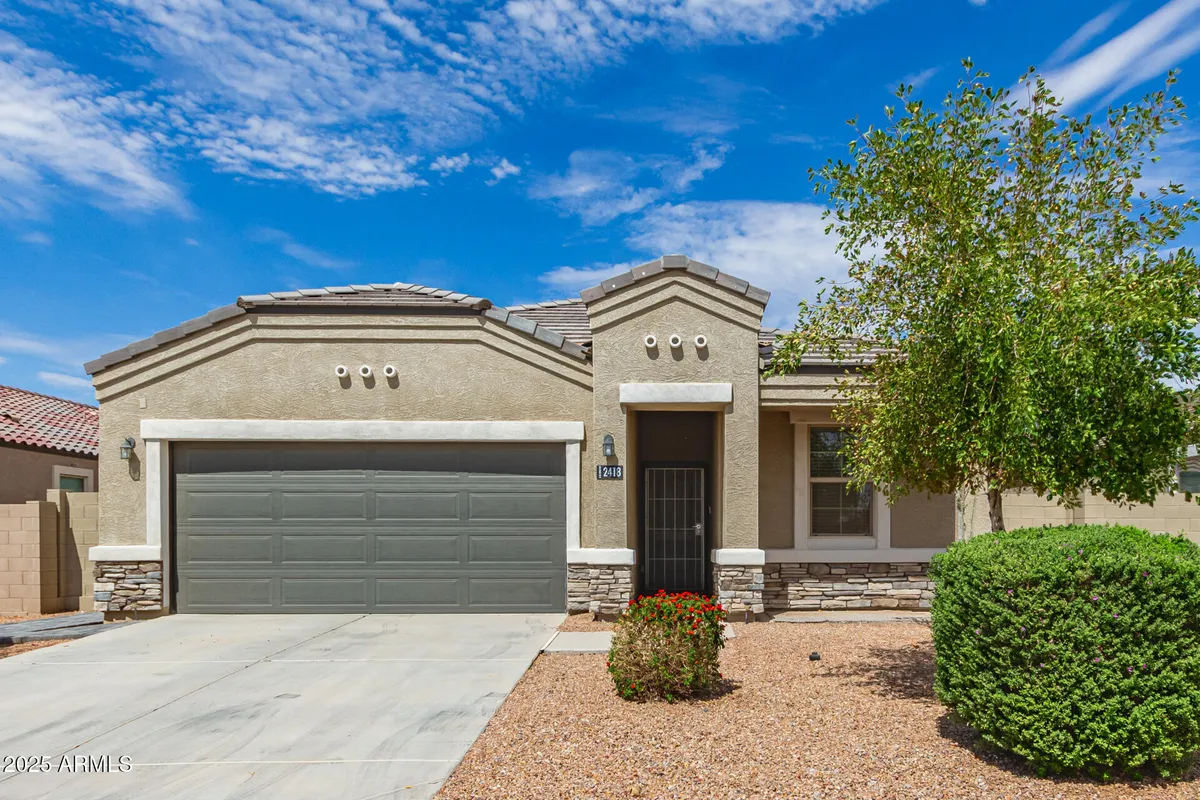 Property Slideshow image 1 of 27 | 2418 e santa barbara trl, Casa Grande, AZ, 85194