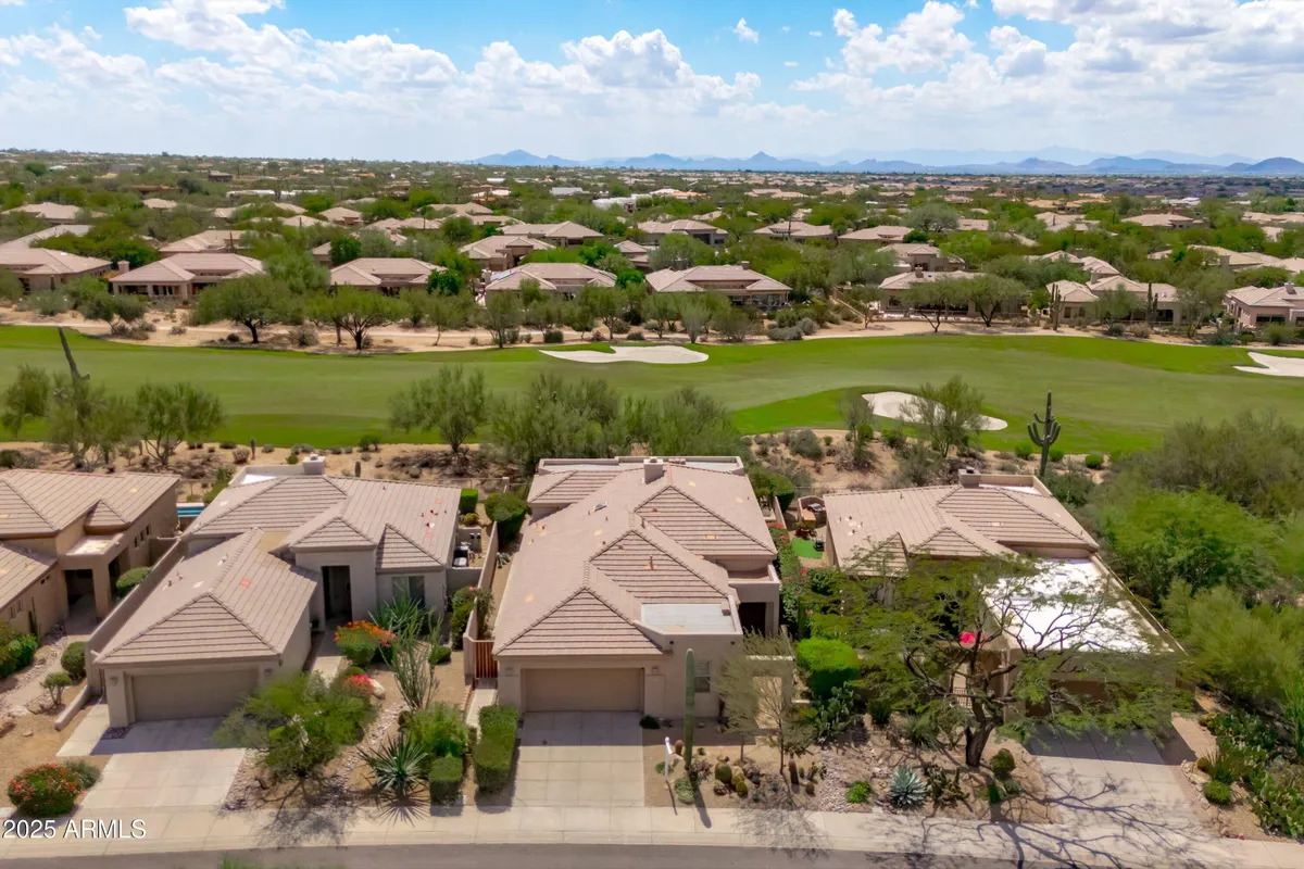 Property Slideshow image 1 of 48 | 6537 e shooting star way, Scottsdale, AZ, 85266