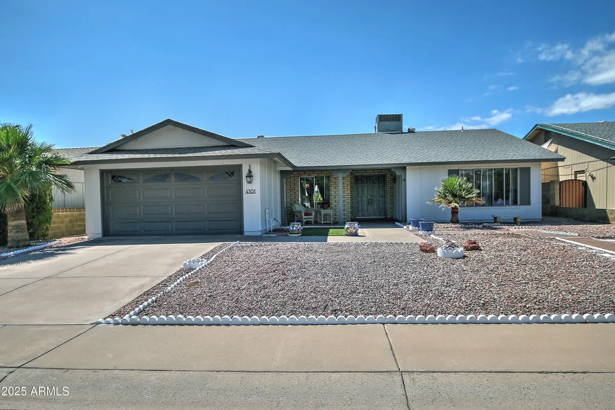 Property Slideshow image 1 of 19 | 4301 e sacaton st, Phoenix, AZ, 85044