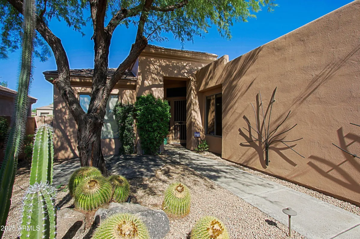 Property Slideshow image 1 of 82 | 6950 e bramble berry ln, Scottsdale, AZ, 85266