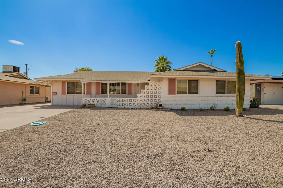 Property Slideshow image 1 of 38 | 12248 n 105th ave, Sun City, AZ, 85351