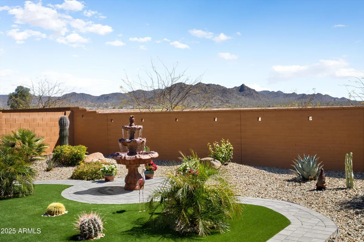 Property Slideshow image 1 of 31 | 27391 w wahalla ln, Buckeye, AZ, 85396