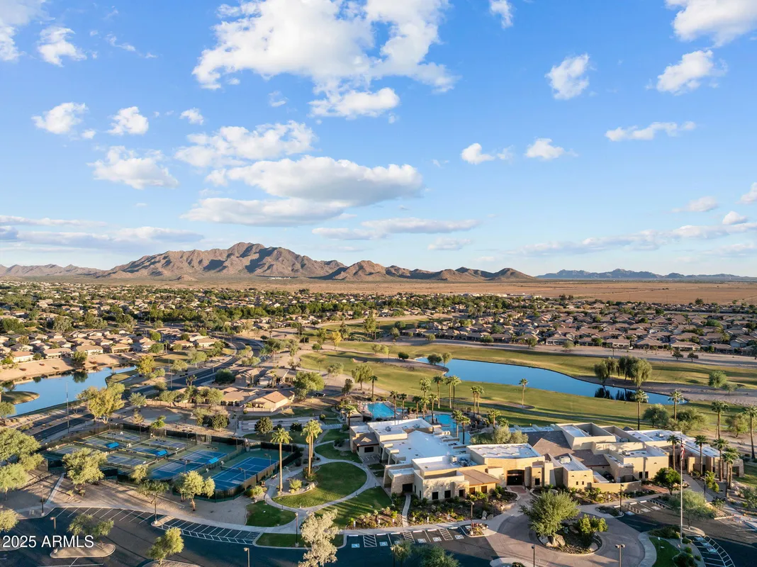 Property Slideshow image 1 of 40 | 6222 s huachuca way, Chandler, AZ, 85249