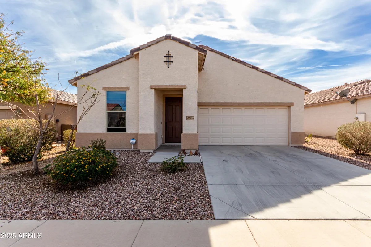Property Slideshow image 1 of 43 | 22565 w la pasada blvd, Buckeye, AZ, 85326