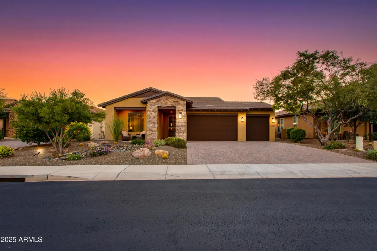 Property Slideshow image 1 of 48 | 3720 gold rush ct, Wickenburg, AZ, 85390