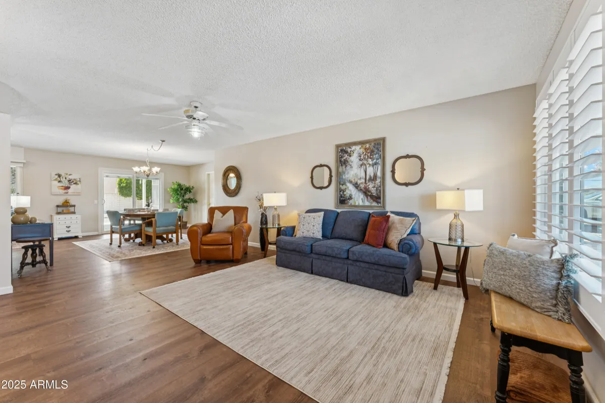 Property Slideshow image 1 of 24 | 9831 w pebble beach dr, Sun City, AZ, 85351