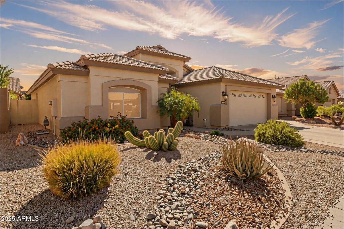 Property Slideshow image 1 of 35 | 15415 w merrell st, Goodyear, AZ, 85395