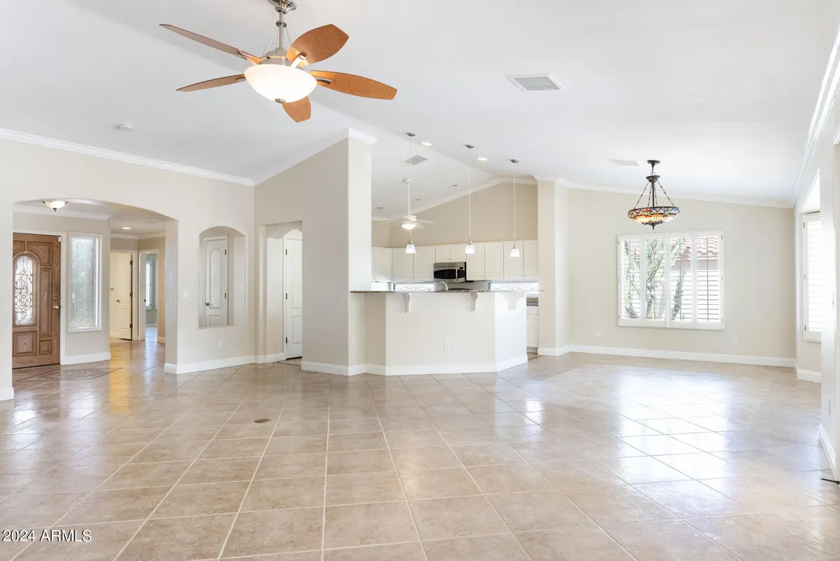 Property Slideshow image 1 of 43 | 126 s lucia ln, Casa Grande, AZ, 85194