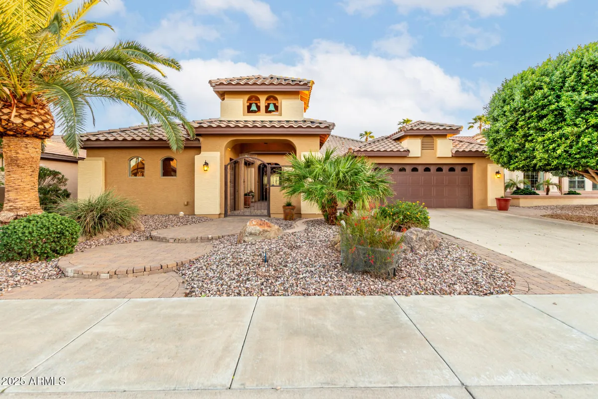 Property Slideshow image 1 of 66 | 16081 w piccadilly rd, Goodyear, AZ, 85395