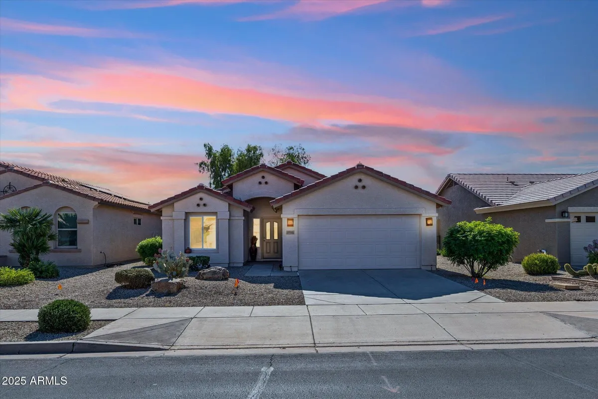 Property Slideshow image 1 of 65 | 2453 e hancock trl, Casa Grande, AZ, 85194
