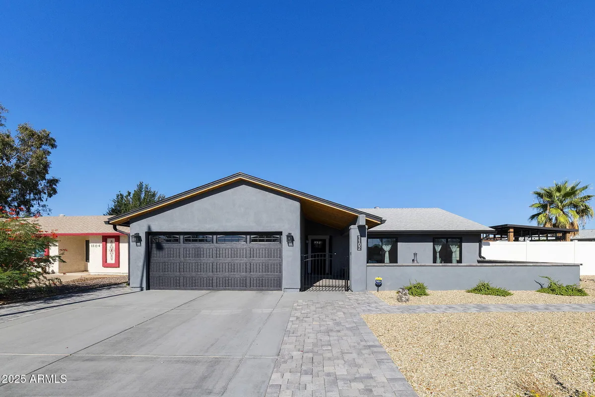 Property Slideshow image 1 of 77 | 1102 s park view cir, Mesa, AZ, 85208