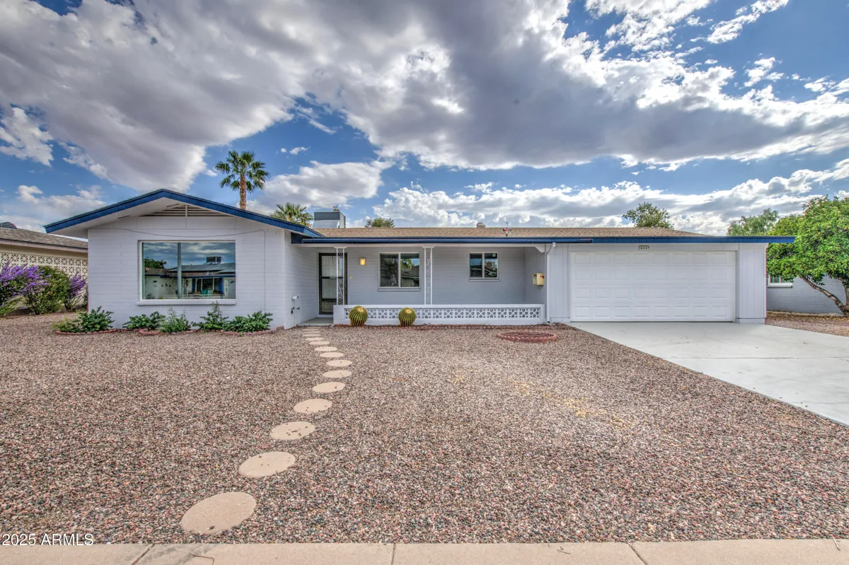 Property Slideshow image 1 of 35 | 6027 e duncan st, Mesa, AZ, 85205