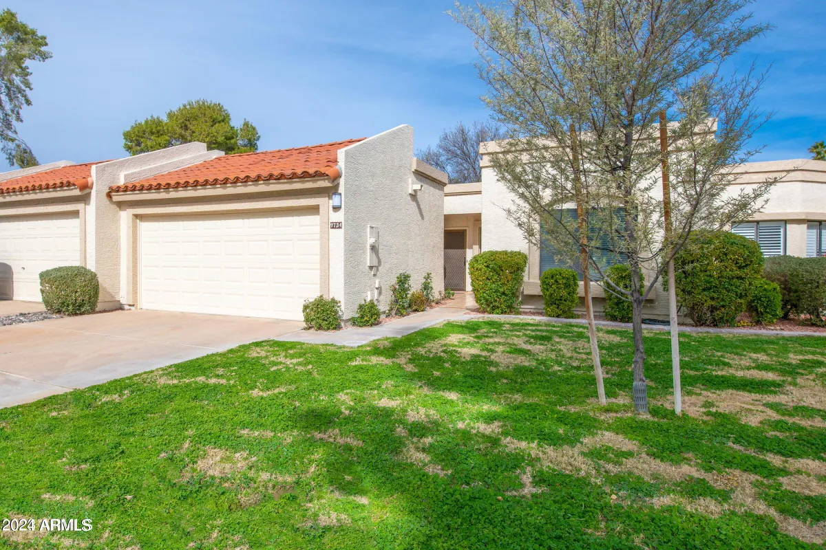 Property Slideshow image 1 of 25 | 9734 w kerry ln, Peoria, AZ, 85382