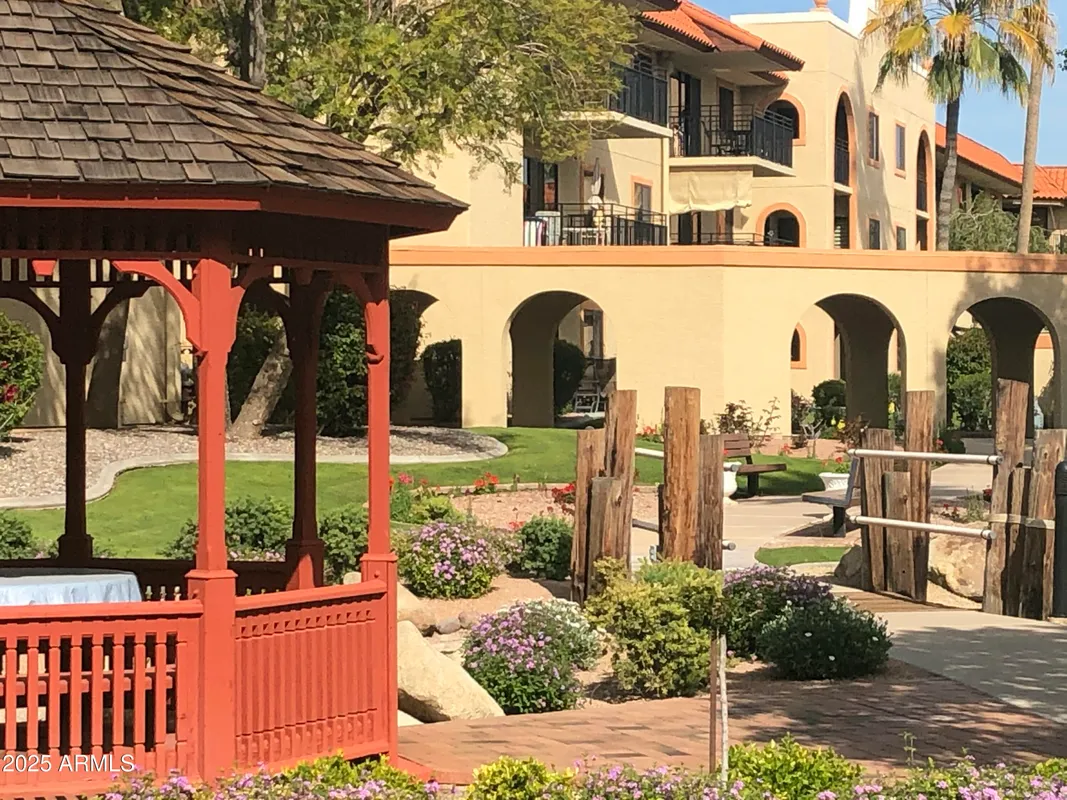 Property Slideshow image 1 of 15 | 10330 w thunderbird blvd apt a118, Sun City, AZ, 85351