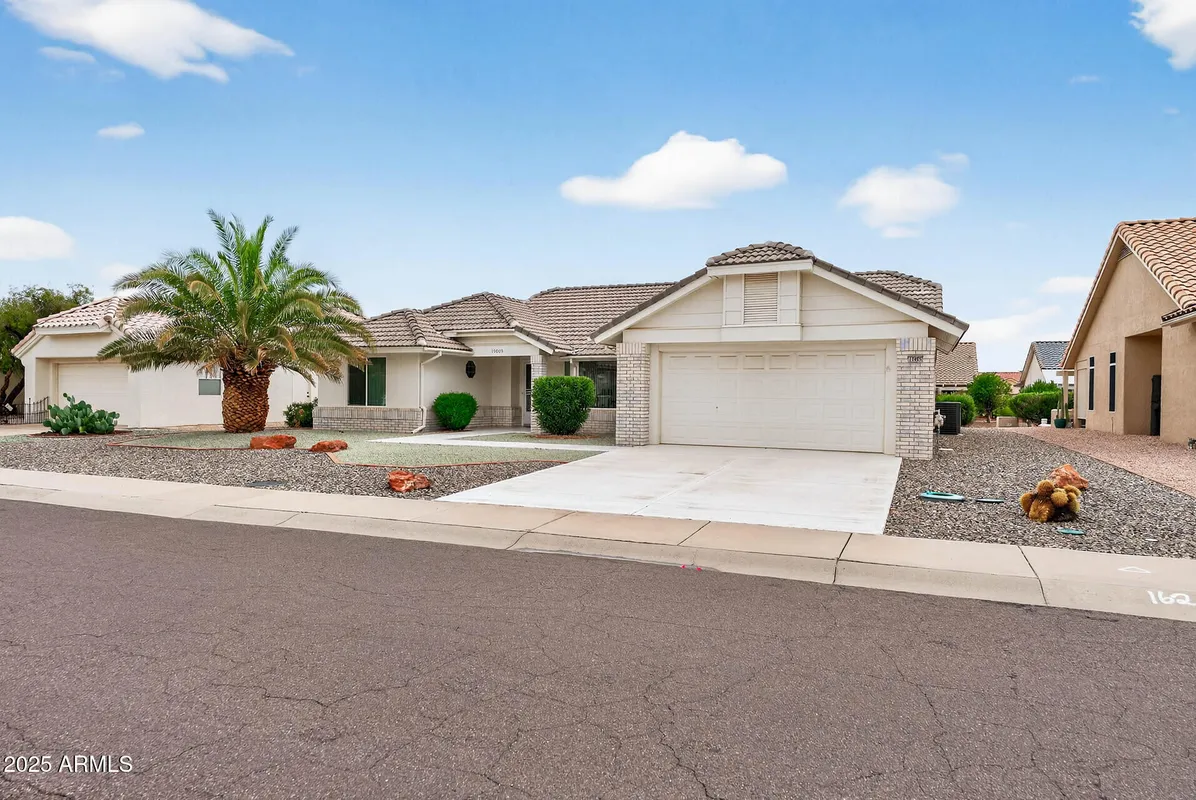 Property Slideshow image 1 of 38 | 15005 w greystone dr, Sun City West, AZ, 85375