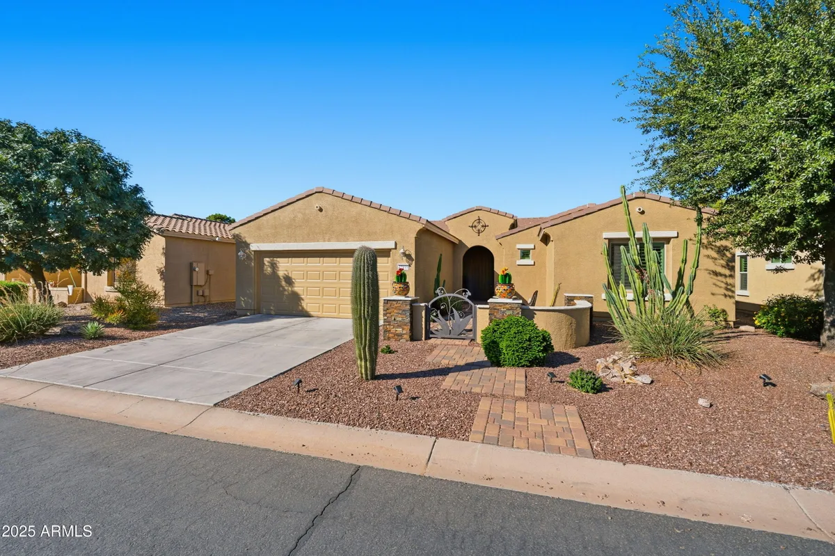 Property Slideshow image 1 of 61 | 42938 w kingfisher dr, Maricopa, AZ, 85138