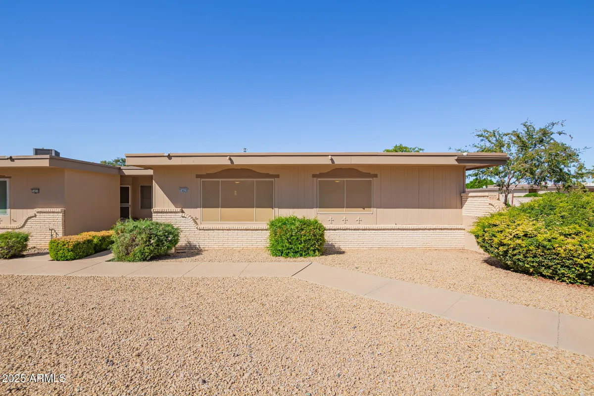 Property Slideshow image 1 of 40 | 14020 n palm ridge dr, Sun City, AZ, 85351