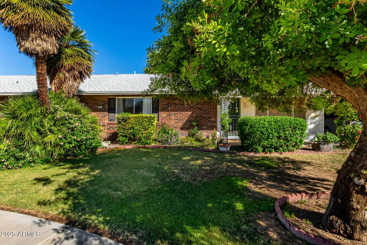 Property Slideshow image 1 of 18 | 10410 w campana dr, Sun City, AZ, 85351