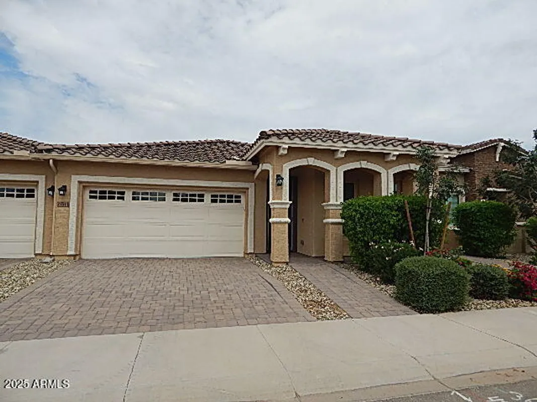 Property Slideshow image 1 of 11 | 24914 n 171st ln, Surprise, AZ, 85387
