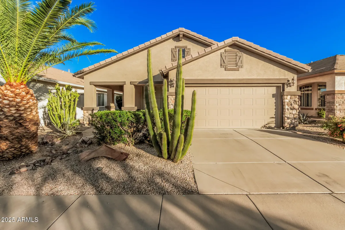Property Slideshow image 1 of 28 | 29873 n gecko trl, San Tan Valley, AZ, 85143