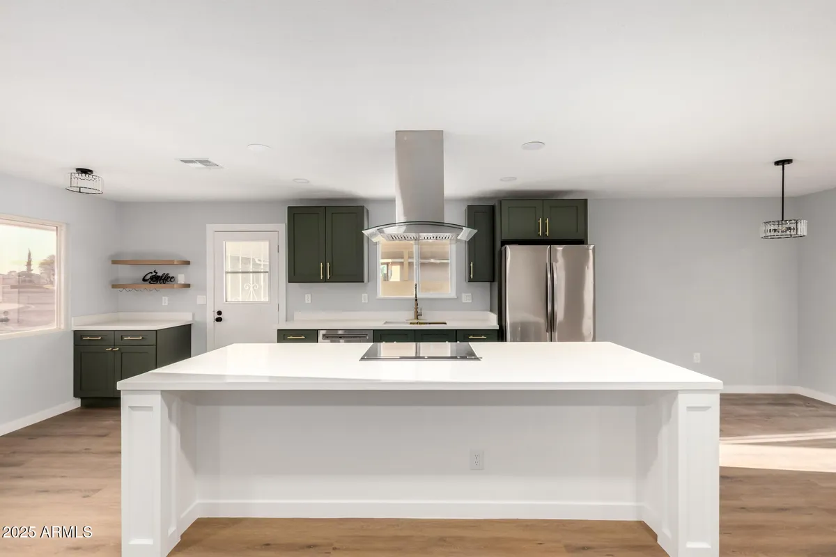 Property Slideshow image 1 of 26 | 10210 w charter oak dr, Sun City, AZ, 85351