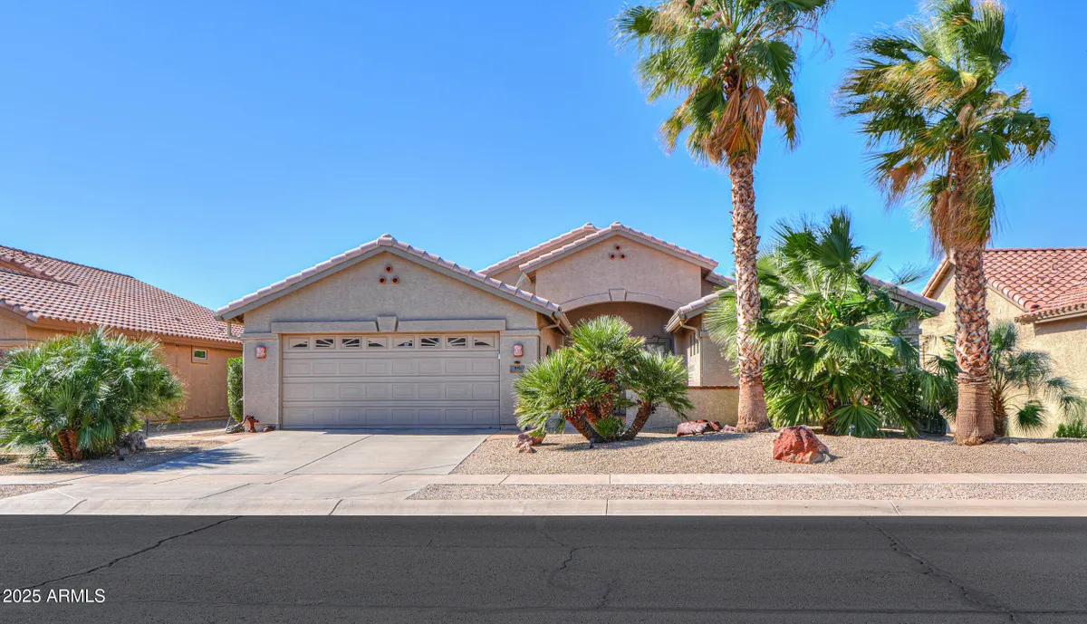 Property Slideshow image 1 of 66 | 55 n agua fria ln, Casa Grande, AZ, 85194