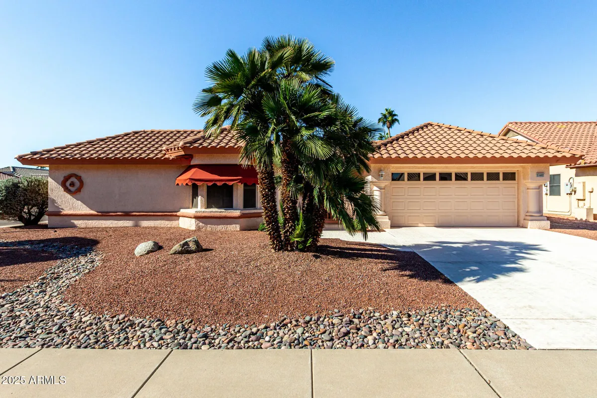 Property Slideshow image 1 of 37 | 21602 n 149th dr, Sun City West, AZ, 85375