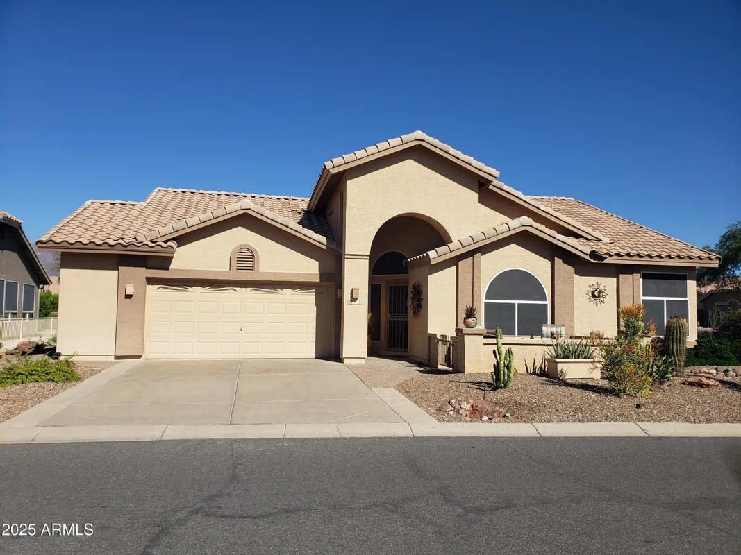 Property Slideshow image 1 of 2 | 8060 e birdie ln, Gold Canyon, AZ, 85118