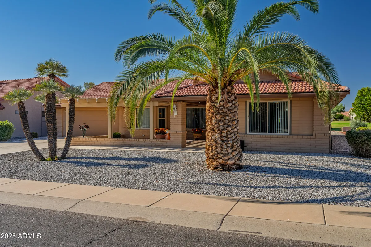 Property Slideshow image 1 of 63 | 13941 w pennystone dr, Sun City West, AZ, 85375