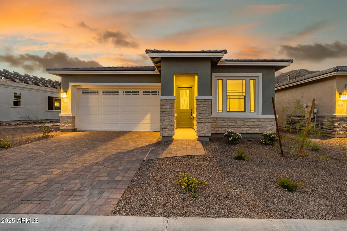 Property Slideshow image 1 of 44 | 6068 n 207th dr, Buckeye, AZ, 85396