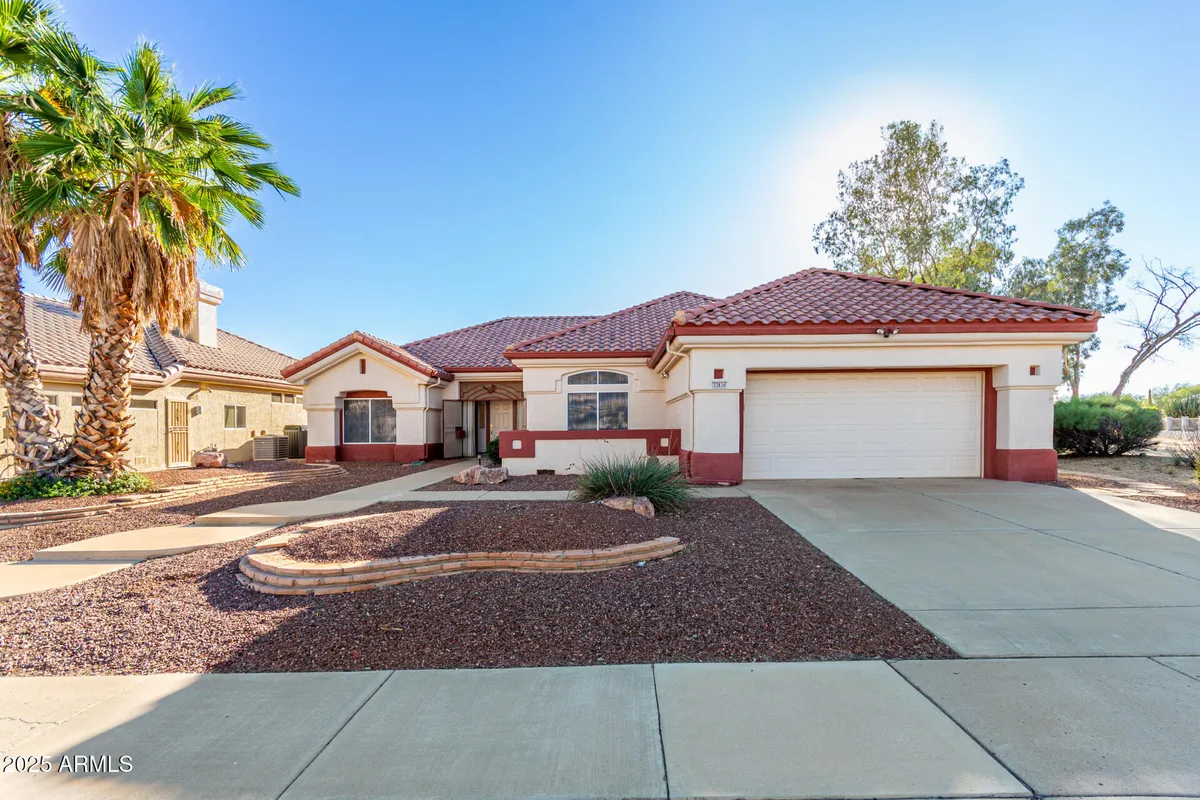 Property Slideshow image 1 of 32 | 22836 n dusty trail blvd, Sun City West, AZ, 85375