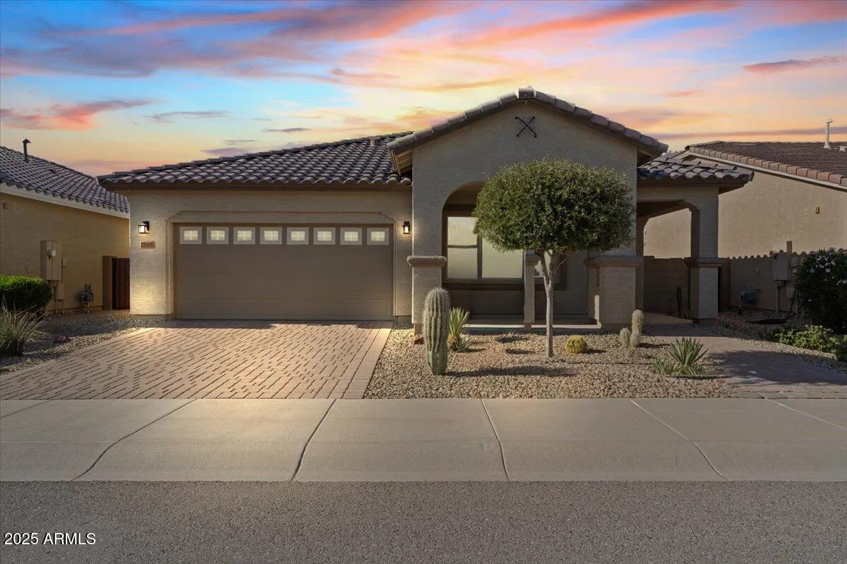 Property Slideshow image 1 of 40 | 25000 n 172nd dr, Surprise, AZ, 85387