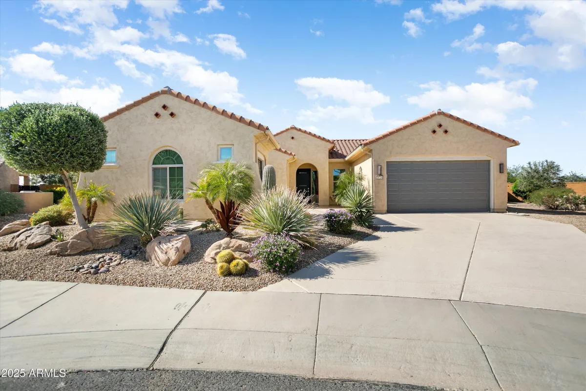 Property Slideshow image 1 of 51 | 19734 n 271st ave, Buckeye, AZ, 85396