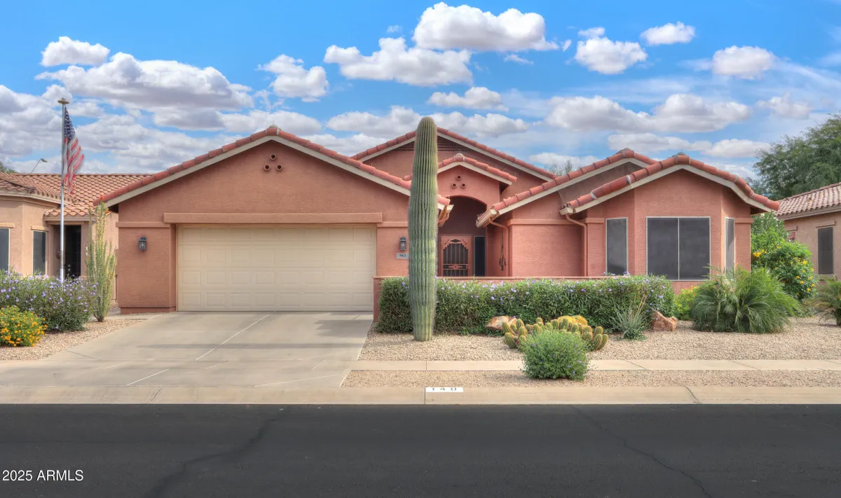 Property Slideshow image 1 of 43 | 140 s agua fria ln, Casa Grande, AZ, 85194
