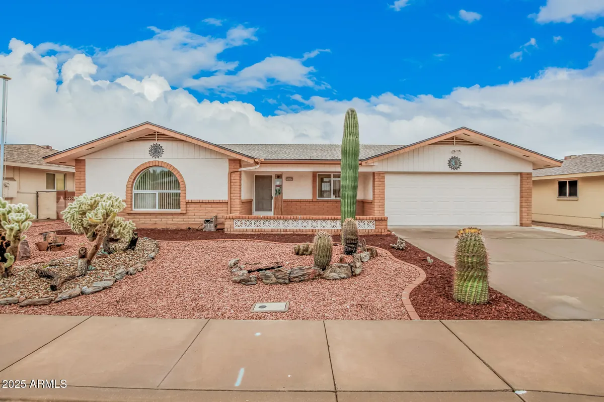 Property Slideshow image 1 of 30 | 7927 e natal ave, Mesa, AZ, 85209