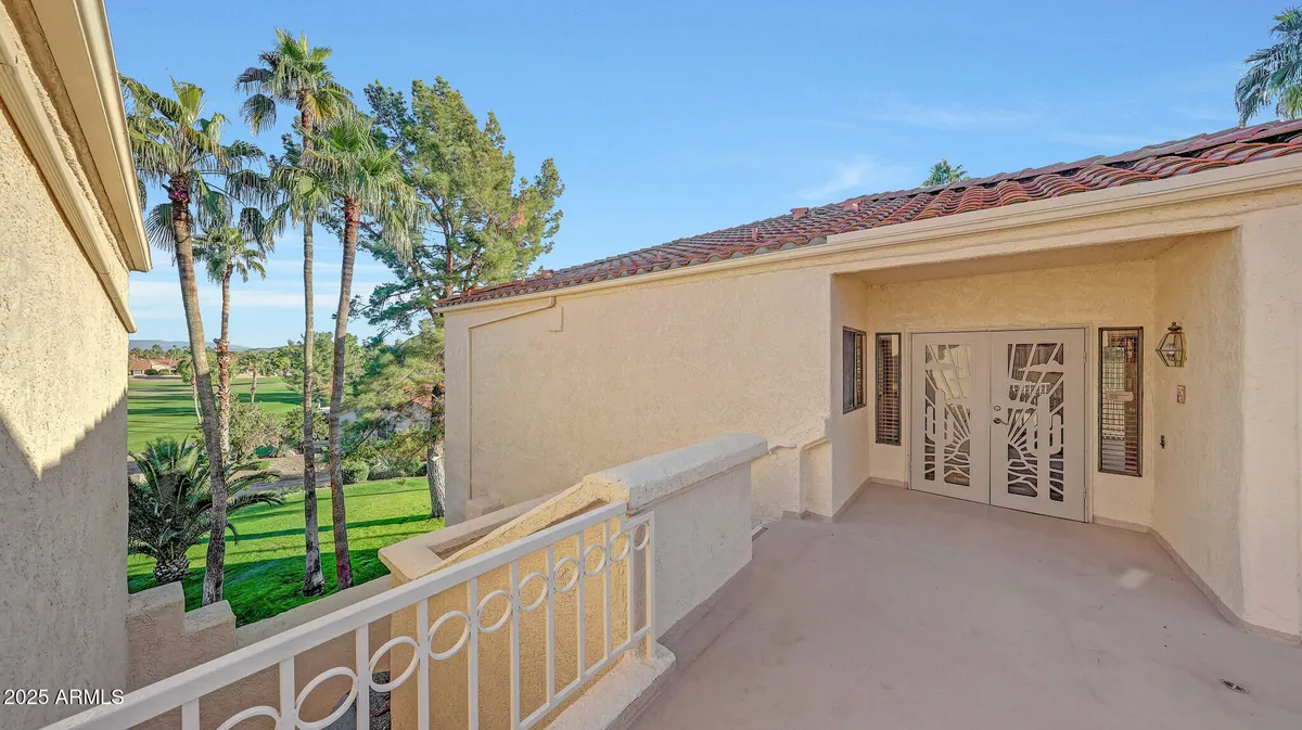 Property Slideshow image 1 of 43 | 19400 n westbrook pkwy unit 333, Peoria, AZ, 85382