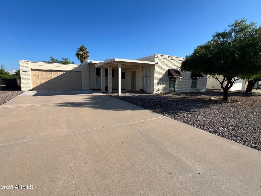 Property Slideshow image 1 of 12 | 14443 n boswell blvd, Sun City, AZ, 85351