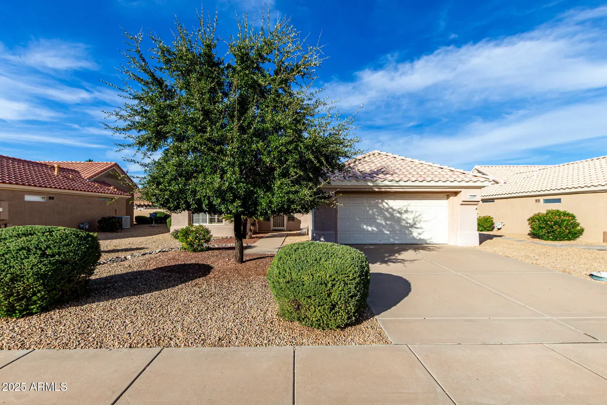 Property Slideshow image 1 of 37 | 13408 w caraway dr, Sun City West, AZ, 85375