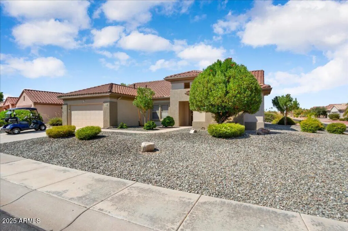 Property Slideshow image 1 of 35 | 15504 w coral pointe dr, Surprise, AZ, 85374
