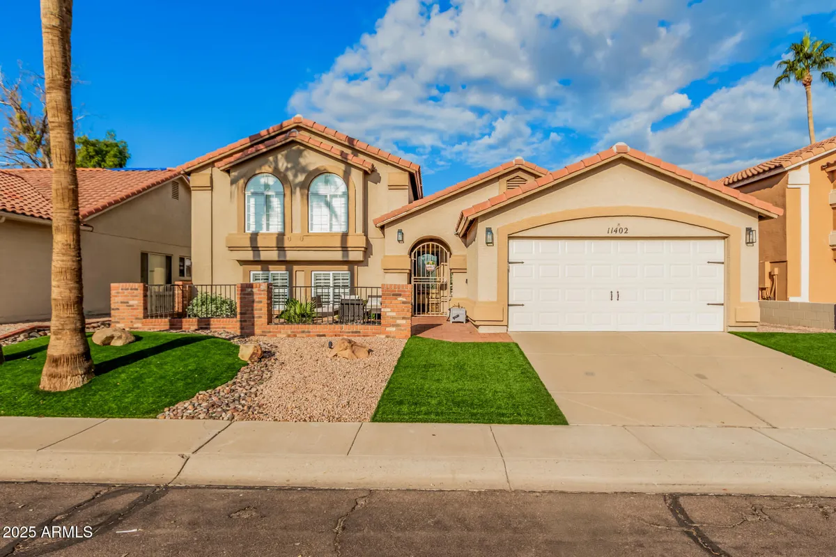 Property Slideshow image 1 of 37 | 11402 s 44th st, Phoenix, AZ, 85044