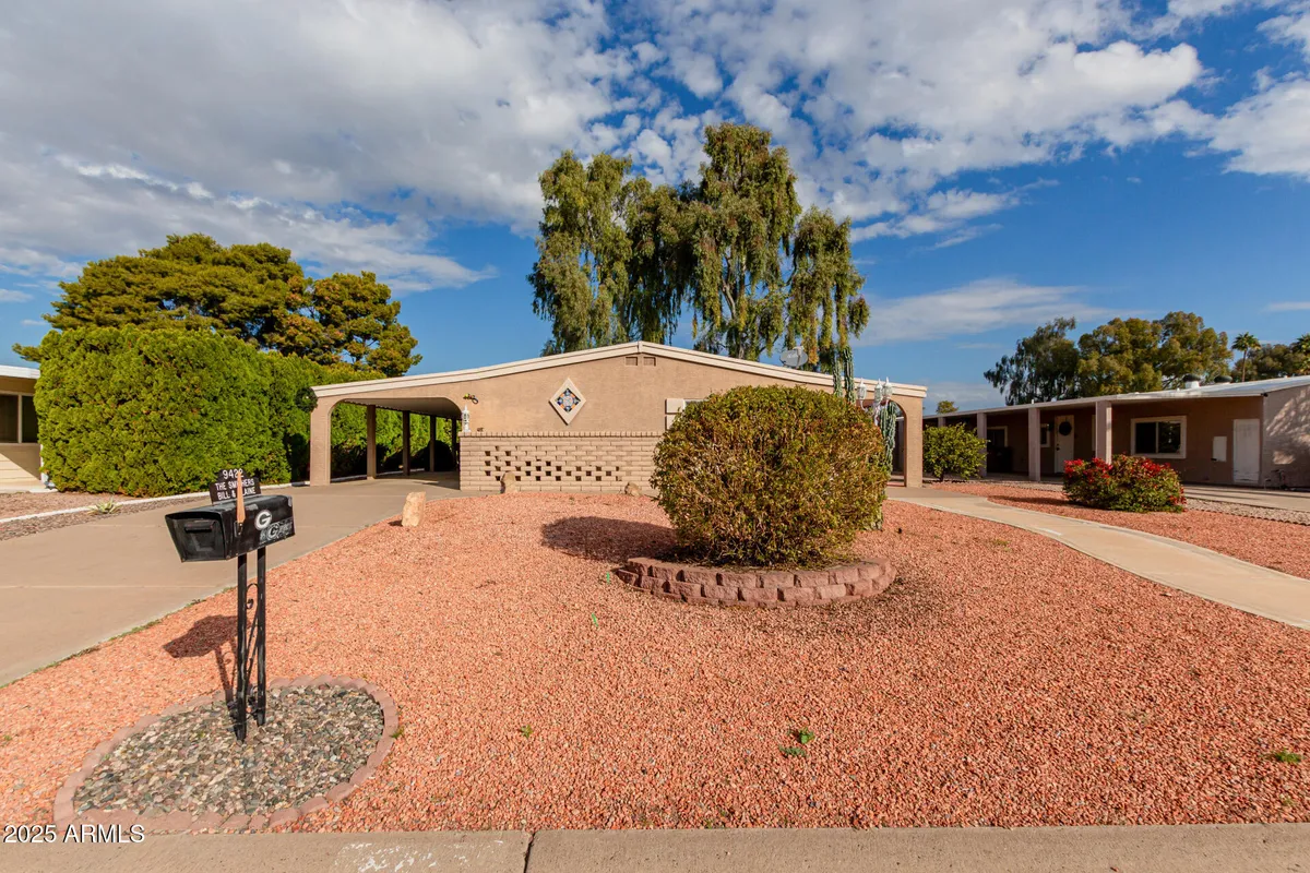 Property Slideshow image 1 of 66 | 9422 e lakeside dr, Sun Lakes, AZ, 85248