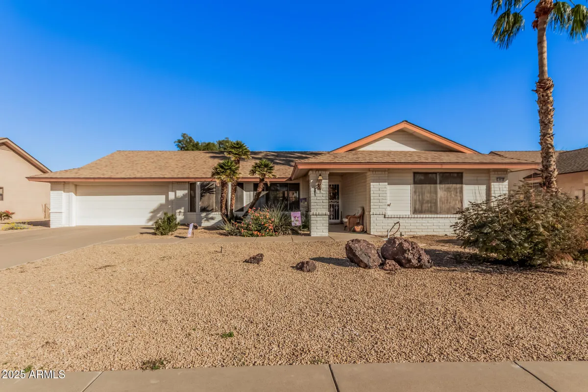 Property Slideshow image 1 of 30 | 14426 w white rock dr, Sun City West, AZ, 85375