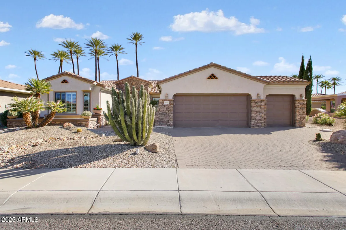 Property Slideshow image 1 of 57 | 20017 n coronado ridge dr, Surprise, AZ, 85387