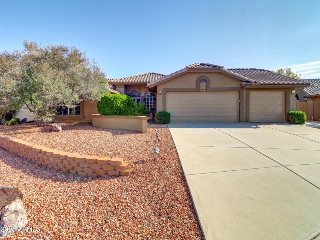 Property Slideshow image 1 of 33 | 8457 w wescott dr, Peoria, AZ, 85382