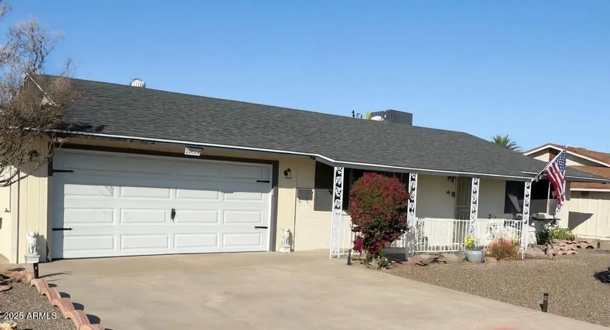 Property Slideshow image 1 of 25 | 10614 n 103rd ave, Sun City, AZ, 85351